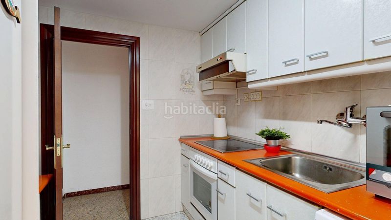 Foto 11740c95-6127-4427-9d89-51399463281d. Pis amb calefacció aparcament a Las Delicias Zaragoza