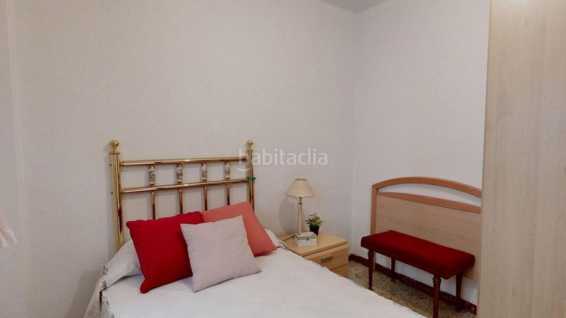 Foto f60e883b-403b-488c-bfc1-5935468fbb42. Pis amb calefacció aparcament a Las Delicias Zaragoza