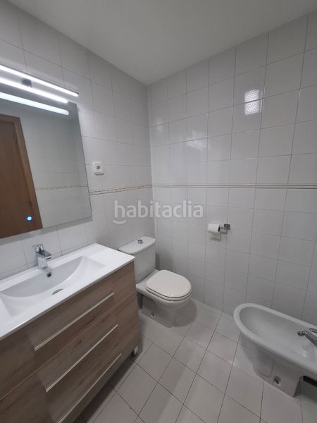 Foto a3391389-de3a-4442-b7e4-ef5c74655155. Casa adossada amb xemeneia calefacció aparcament a Sabadell