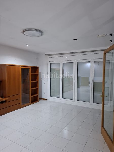 Foto d011b3a6-f1d9-4362-ad7b-33aafebf6bae. Casa adossada amb xemeneia calefacció aparcament a Sabadell