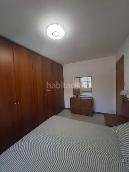 Foto d38cd942-9929-4eba-a07f-8017bc6ff180. Casa adossada amb xemeneia calefacció aparcament a Sabadell