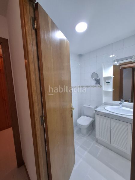 Foto ed860027-0ce2-491a-9fdb-ab1001c33d3b. Casa adossada amb xemeneia calefacció aparcament a Sabadell