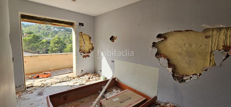 Foto a41393d0-3dff-45fb-91ed-8521c0fb84e8. Casa amb aparcament piscina a Gelida