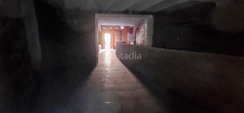 Foto 28aa996e-304d-4859-906b-0d87014e241e. Local comercial a Barri Antic Manresa