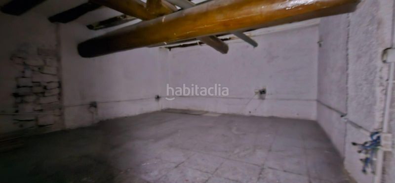 Foto 787af628-a4b8-4cc0-bf75-46259b6498a3. Local comercial a Barri Antic Manresa