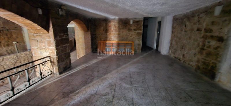 Foto cbdd4ee7-c2cf-4c2e-93b2-bd3a681476bb. Local comercial a Barri Antic Manresa
