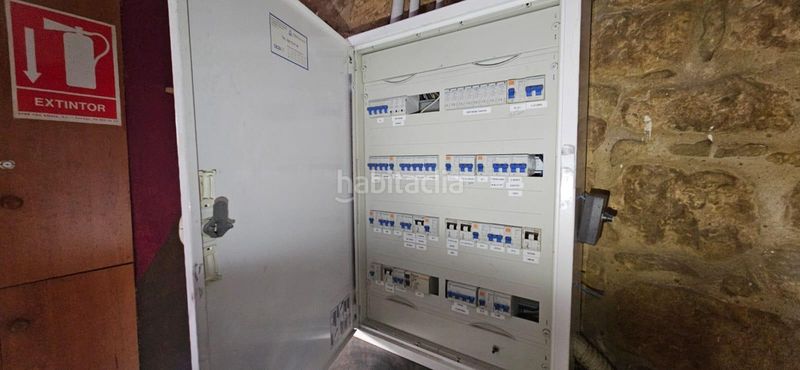 Foto ebd9546c-74d3-42f8-b26f-da5157314171. Local comercial a Barri Antic Manresa