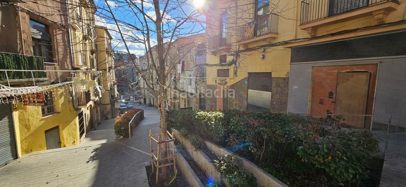 Foto f0c2de0c-cc1b-450b-92d1-423bbfcdcabf. Local comercial a Barri Antic Manresa