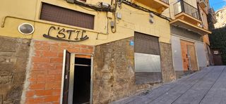 Local Comercial en Barri Antic. Local comercial singular en edificio hist�rico de 1868  manresa,
