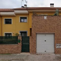 Casa aparellada en Cuevas-Ilustraci�n. Chalet adosado de 218 m2 en ciempozuelos  oportunidad para inver