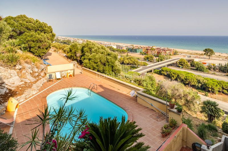 Foto 0bb8c89c-d9b0-4bd9-a853-207105f94671. Pis amb calefacció aparcament piscina a les botigues de Sitges Sitges