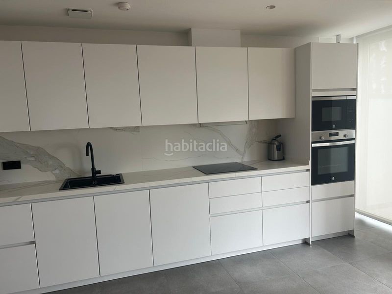 Foto 2bed22c8-e47b-4f7d-8d4a-a31f0ff90e42. Alquiler piso en paseo de sancha 56 exclusiva vivienda de lujo en la malagueta, en Málaga