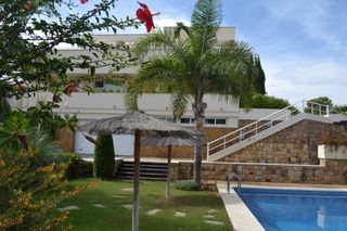 Chalet in Calle almanzor 16. Chalet de lujo en alhaurín de la torre con vistas panorámicas in