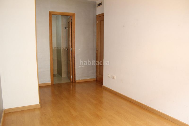 Foto f85d1dcc-c51f-4e2b-ac69-6f8580969651. Pis amb aparcament a Onda