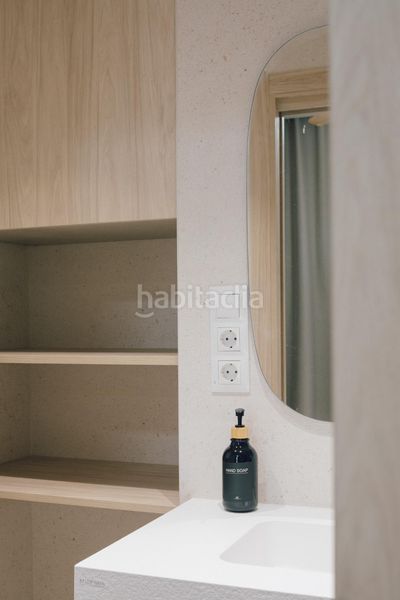 Foto 87f128a8-1a33-4a0b-9b9a-ae2c22f744e9. Planta baixa a L´Amistat Valencia