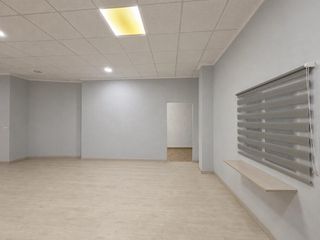 Business premise in Carlet. Oportunidad única de inversión en la mejor zona de carlet! bajo