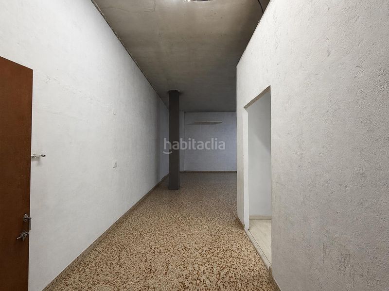 Foto e72dd8a4-9295-4827-8888-5af5e7945dd2. Local comercial a Carlet