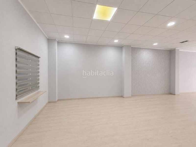 Foto fbbb7760-4cec-4d74-91b1-4c8ae5e9edbe. Local comercial a Carlet