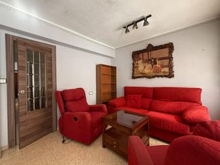 Pis  Calle literato azorin. Excelente piso en benetusser