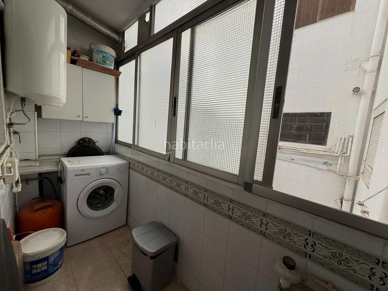 Foto 402e3577-2f3b-4513-ae0a-bb12348b82ce. Pis amb calefacció a Benetússer
