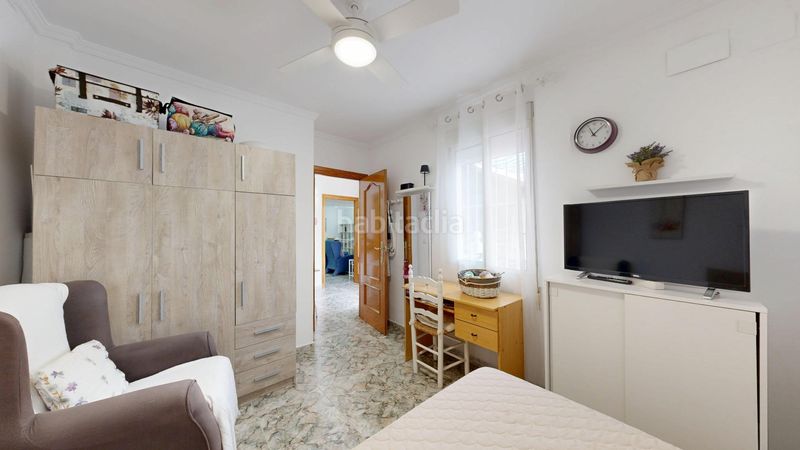 Foto ef2f46b0-7d06-4a73-8a81-3f8d520f92f9. Casa a Massamagrell