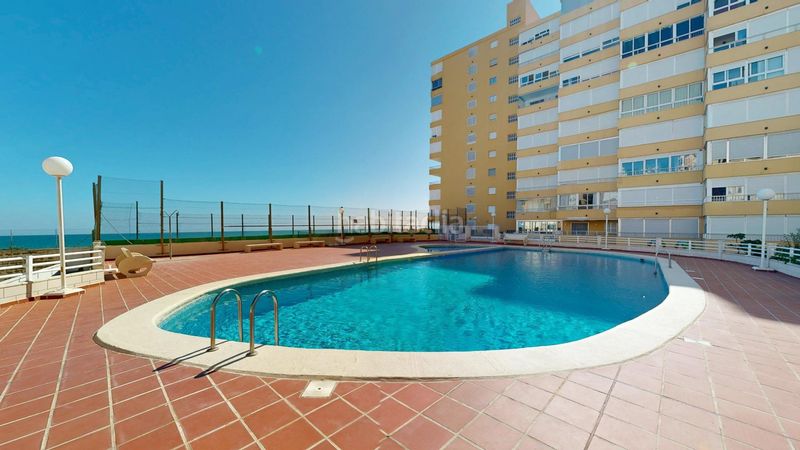 Foto f995dea0-bec4-4dcb-ac8c-a5f7b0fc1372. Apartament amb aparcament piscina a Tavernes de la Valldigna