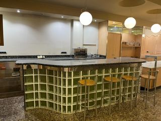 Miete Geschäftsraum  Calle santa bárbara. Local comercial en alquiler pastelería listo para operar
