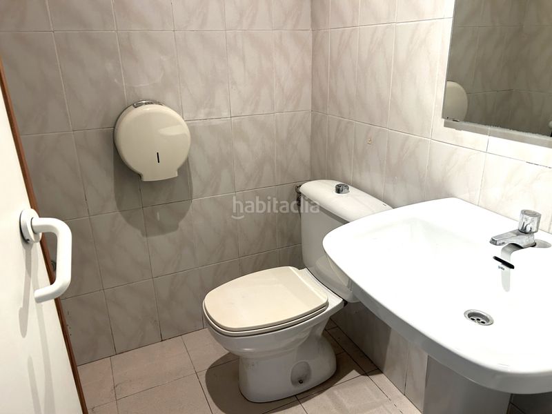 Foto 3a76956f-b4fe-4429-9495-7ed7a2d39063. Local comercial a passeig de les germanies 43 a Germaníes - Juzgados Gandia