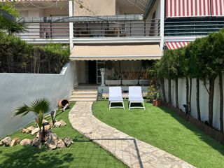 Casa a schiera in Carrer del comtat 54
