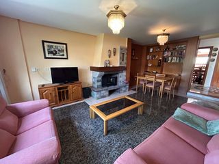 Location Chalet  Carrer del comtat. Chalet en playa de gandia