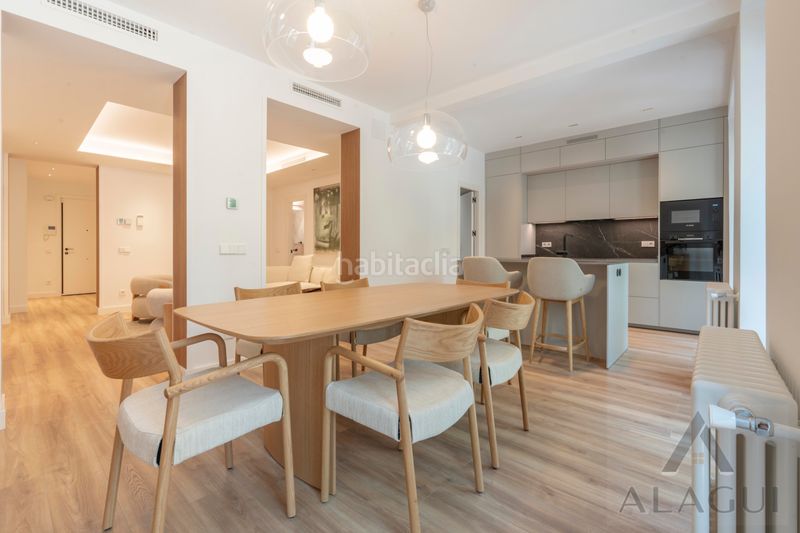 Foto 8b0f3380-8b4b-4918-8cbe-1be20871c26e. Apartament amb calefacció a Argüelles Madrid