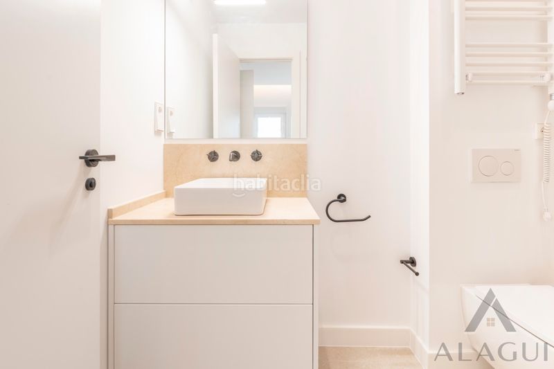 Foto e1e9d09d-5cfc-463d-a0e4-b8fc4b9f5553. Apartament amb calefacció a Argüelles Madrid