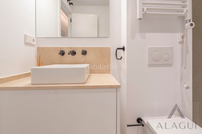 Foto e8ae908f-d74c-40d3-947b-0630508fb3c6. Apartament amb calefacció a Argüelles Madrid