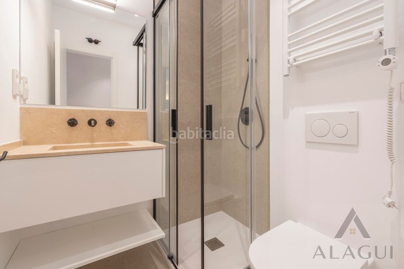 Foto e9ee82a9-6eef-444e-ad13-0f42e31f109b. Apartament amb calefacció a Argüelles Madrid