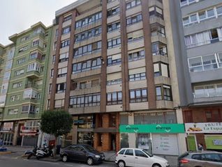 Piso en Castilla 81. En venta, piso alquilado en santander