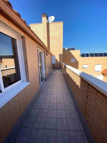 Foto ed2e4579-edf0-43a6-8b76-9bab682e69a0. Piso en vicente carballal 4 en venta, piso en Butarque Madrid