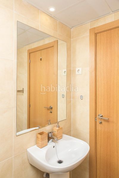 Foto a8f8b7fc-3cbc-4c39-8155-6d40b43a00f3. Pis a miguel solas 4 a Butarque Madrid