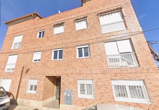 Pis a Torrijos 9. En venta, piso alquilado en camarena
