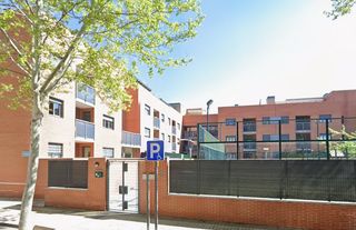 Appartement à Sabina 2. En venta, piso alquilado en yebes