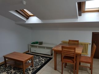 Miete Etagenwohnung  Avenida de rosalía de castro. Estudiantes. apartamento dos dormitorios en la av. rosalía de ca