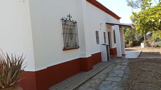 Chalet in Diseminado cuco alto 1. Chalet unifamiliar en los pinos de valverde del camino