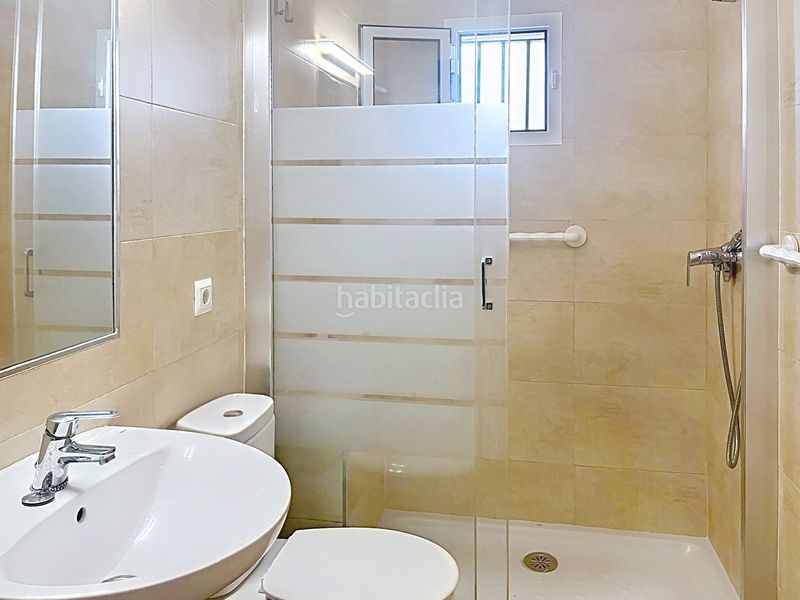 Foto be1f3a5f-a205-4515-923b-ca8517562321. Edifici a calle berdigón 18 a Centro Huelva
