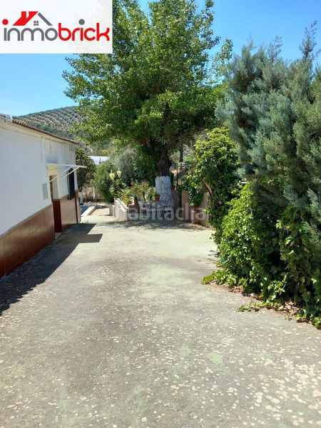 Foto b8b735bd-bd01-4c98-85a1-f82aaf5e8197. Casa amb piscina a Rute