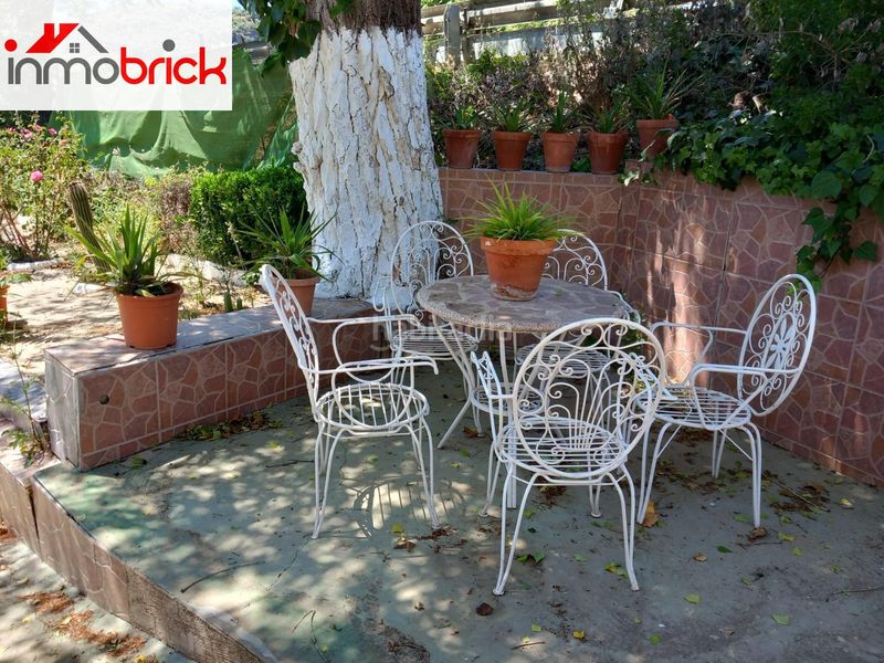 Foto d0b6f146-2fb8-42b1-8dfb-0498fde1d8f7. Casa amb piscina a Rute