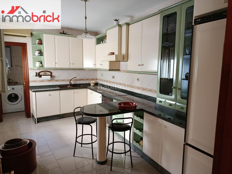 Foto f3eb9778-41cf-4623-a603-2bb1d1c59b63. Flat in Centro Lucena