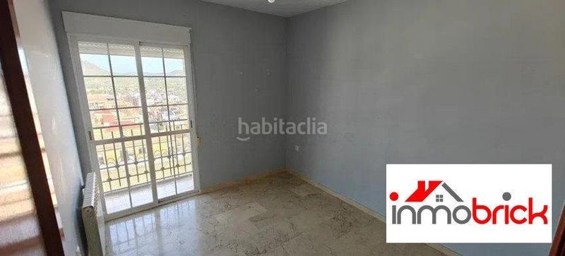 Foto a9816aba-fa09-4854-a720-cb62719ddf40. Pis amb aparcament a Priego de Córdoba
