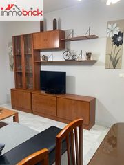 Rent Flat in San Francisco. Se alquila piso en el centro de lucena