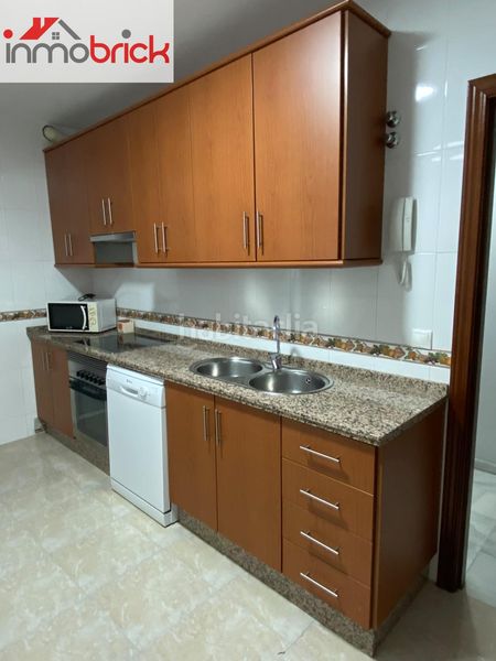 Foto 556cfb2d-db53-4aa2-bfec-0c7bd5431270. Lloguer pis a San Francisco Lucena