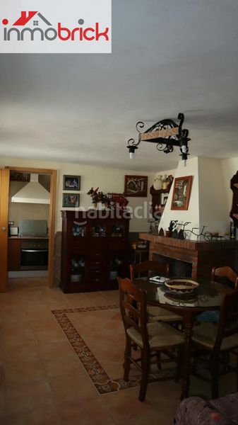 Foto 8580722a-8879-4978-a882-7146dabe2071. Casa amb aparcament a Rute