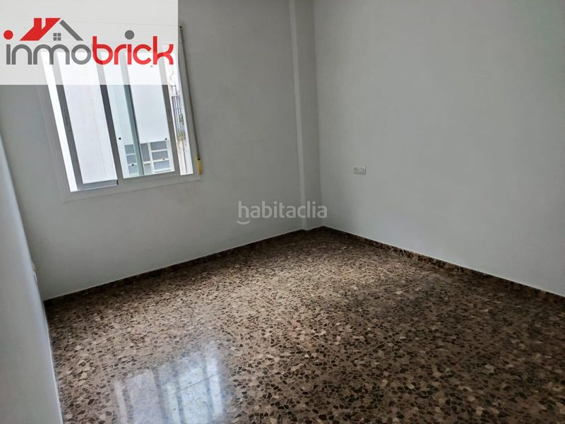 Foto 79a55127-afcd-48a0-8d1c-36432e4f2607. Pis amb aparcament a Poleares Lucena